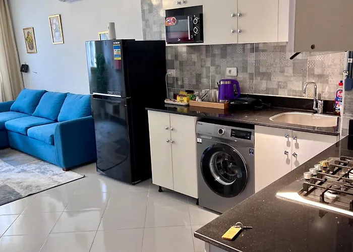 Apartment Modern Cozy In Sunny Village ,prime Location, Aqua Park ,pool Access *